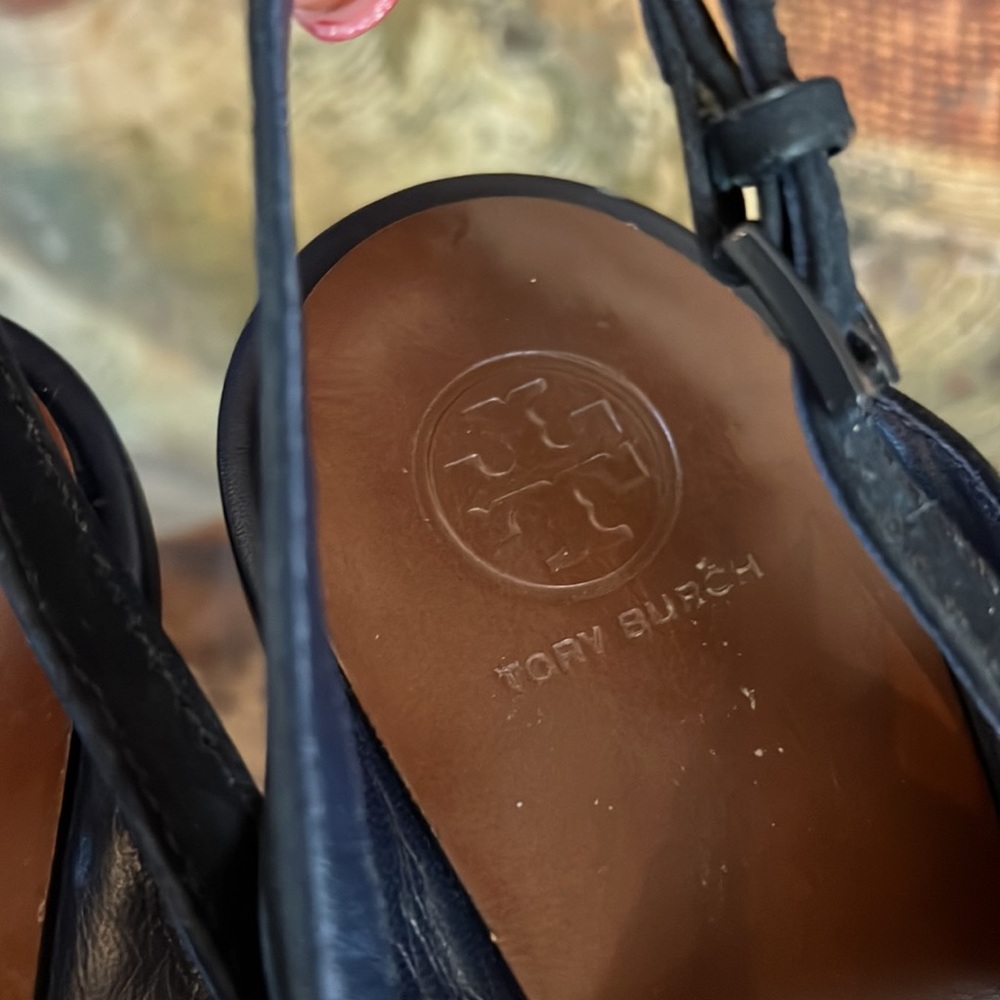 Tory Burch - Picture 5 of 8